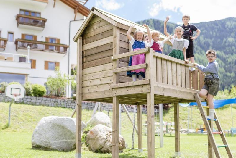Hotel Winkler Sport & Spa Resort Сан-Лоренцо-ди-Себато Экстерьер фото
